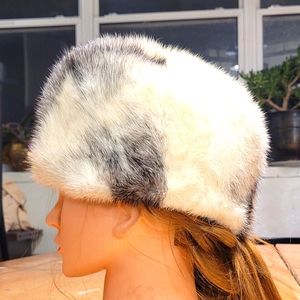 Vintage Christine Originals unisex 50s, 60s  white luxury genuine fur hat